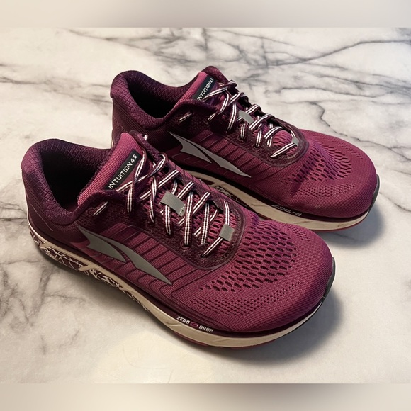 Altra Shoes Altra Intuition 45 Womens Size 85 Running Shoes Afw835f6 Sneaker Purple Poshmark